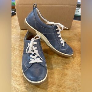 Ecco leather sneakers size 9 EU40